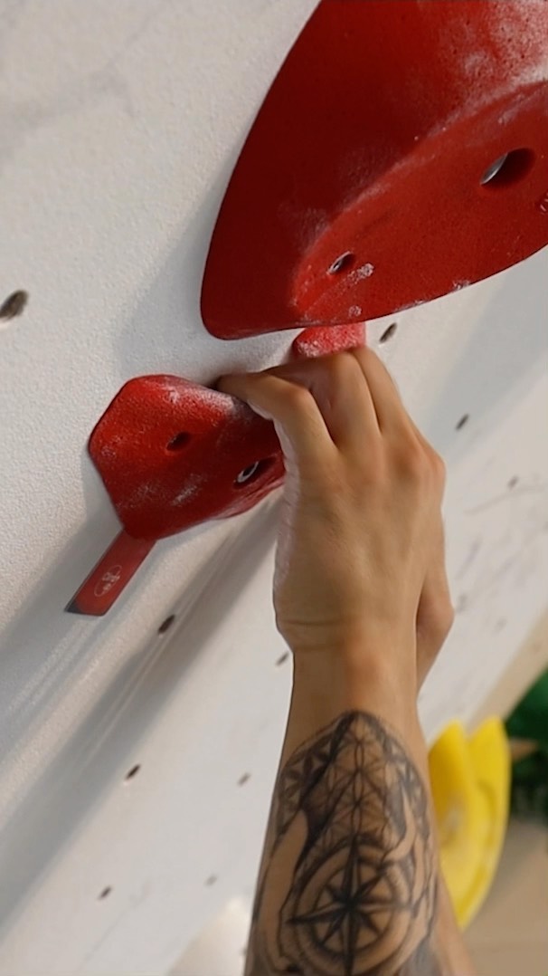 Climb Up Cergy en vidéo | Visite guidée de votre nouvelle salle Climb Up Cergy ! Blocs // Voies // Fun Climbing 
Vous venez grimper ?
#climbup #grimperensemble #escalade #escaladecergy #cergy #cergypontoise #sportcergy #climbinggym #climbing #climbingreels